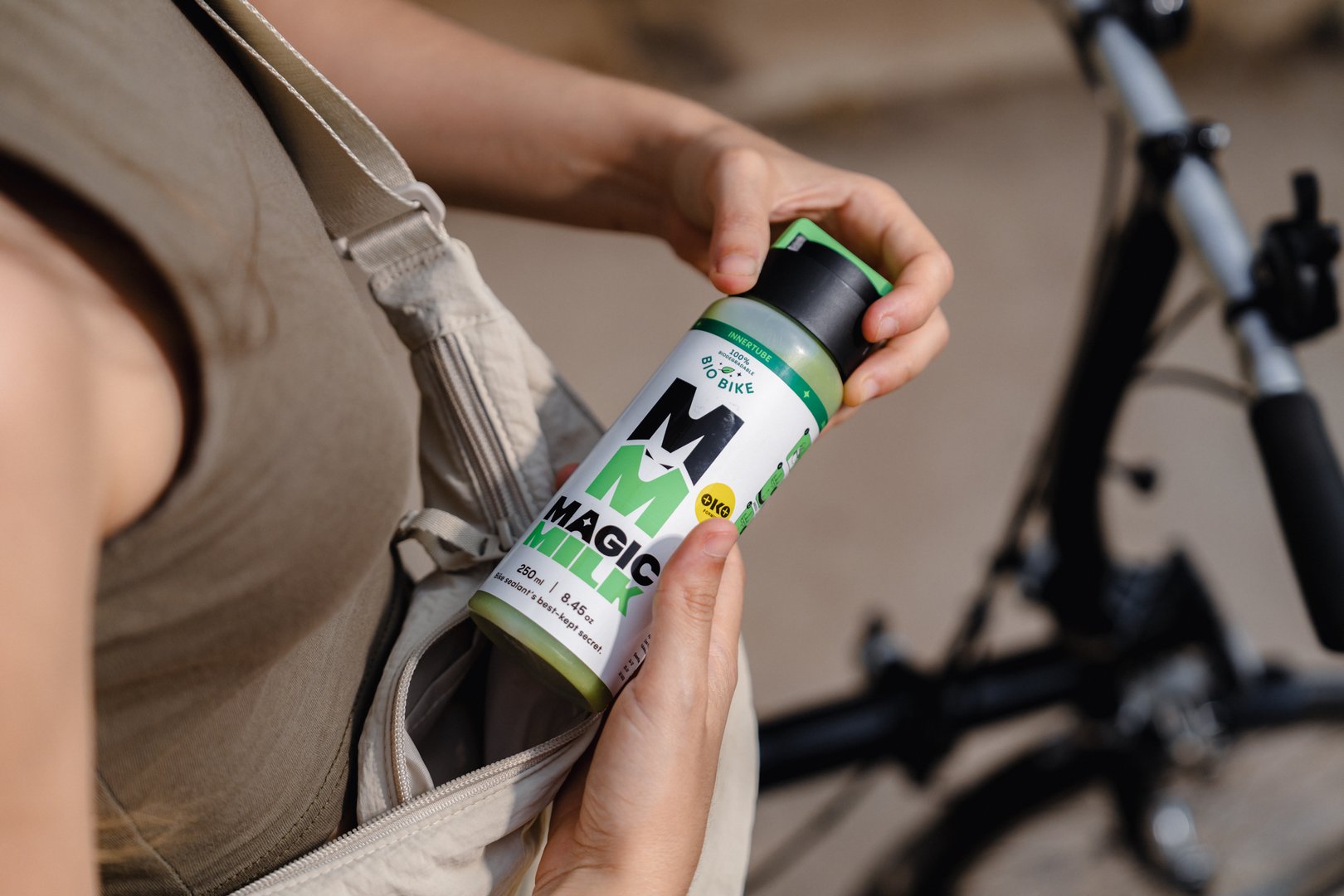 Magic_Milk_Innertube_BioBike_Dichtmilch_Lifestyle_VAR-MMIBIO (1).jpg